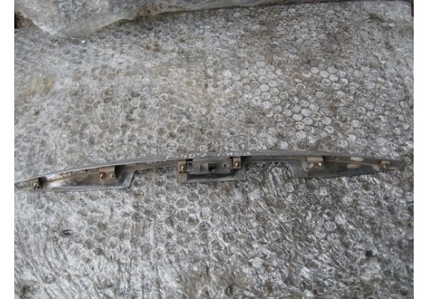 накладка на ляду Peugeot 407,1.6hdi